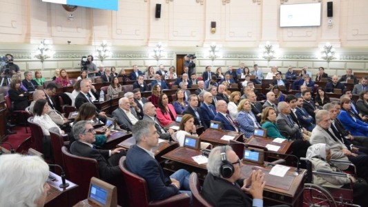 Las repercusiones del discurso de Perotti en la Legislatura