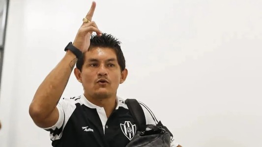 Luego del accidente, el Pulga Rodríguez fue operado con éxito y sigue con pronóstico reservado