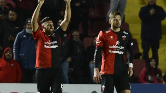 Por segunda semana consecutiva, Ábila es el único 9 a disposición de Gorosito