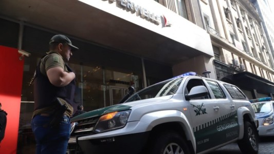 Allanan 20 bancos por por maniobras de empresas contra las reservas