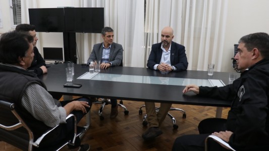 El ministro de Seguridad mantuvo una reunión con taxistas autoconvocados