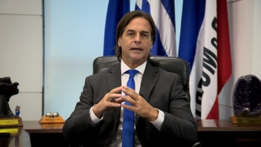 Lacalle Pou anunció medidas para desalentar cruce de uruguayos a la Argentina