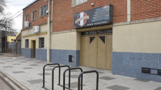 Robo y vandalismo en el Club Liverpool: rompieron puertas y ventanas para poder ingresar