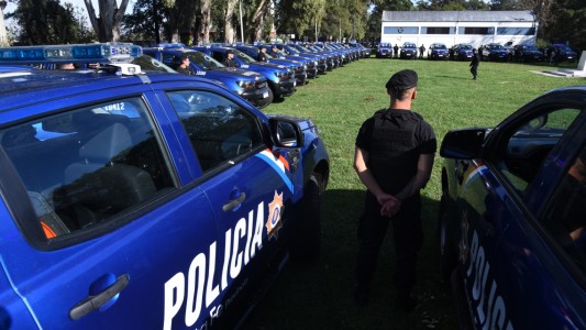 Se incorporan 17 camionetas 0KM para la policía de la Unidad Regional I