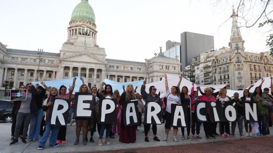 Primera marcha plurinacional de travesti trans "por una ley de reparación histórica"