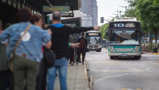 El próximo martes habrá paro de colectivos en todo el país