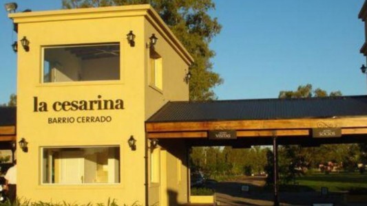 Tomaron de rehén a una familia en un country: se llevaron armas, efectivo y una caja fuerte