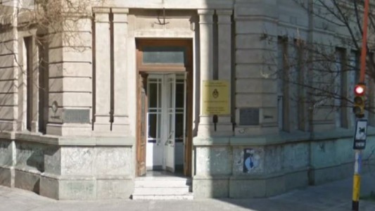 Una abuela drogaba a sus nietas y las obligaba a prostituirse en Punta Alta