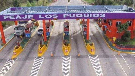 Motochorros robaron más de dos millones de pesos de la recaudación de un peaje