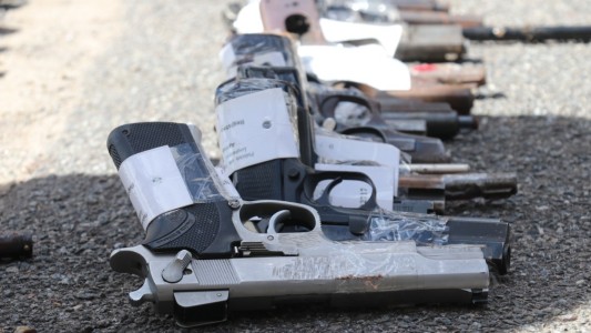 En el departamento La Capital se secuestraron 1.400 armas en dos años