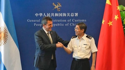"Nos deberíamos llamar Argenchina", dijo Massa tras anuncios de inversiones en Beijing