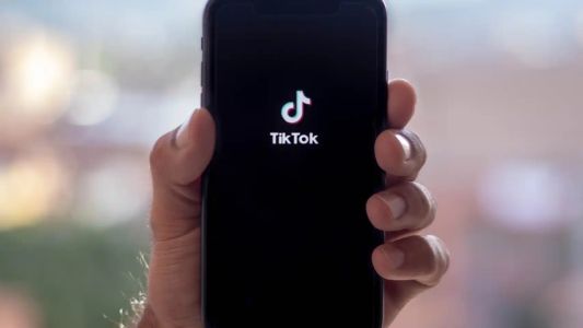 TikTok: cómo proteger a infancias y adolescencias de los desafíos virales peligrosos