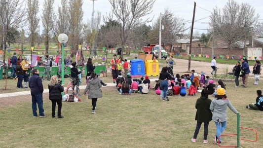 De tapitas a juegos: Nuevo Horizonte estrenó plaza