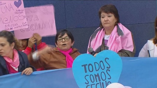 "Yo quiero justicia, no quiero venganza", afirma la madre de Cecilia en la marcha