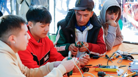 “Estación Joven”: la Municipalidad organizó un encuentro en Barranquitas