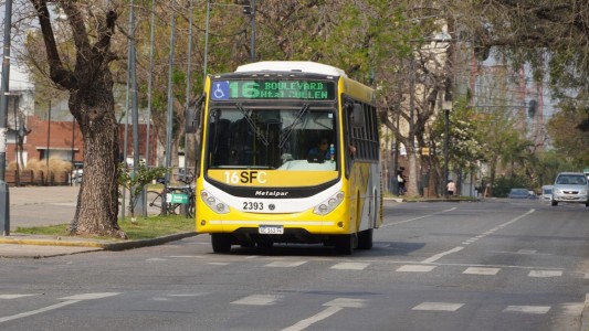 Colectivos: hubo acuerdo salarial y se levanta el paro previsto para este viernes