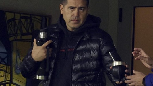 Riquelme se reunión con el plantel: ¿Qué dijo?