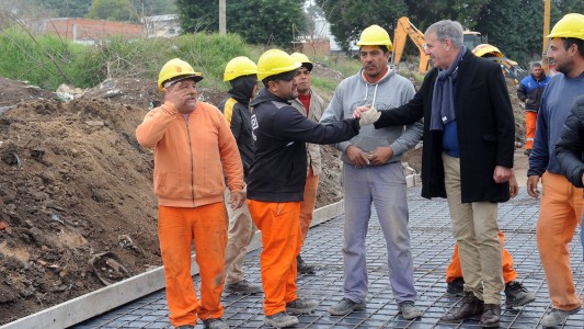 Las obras en barrio Los Hornos registran un avance cercano al 70%