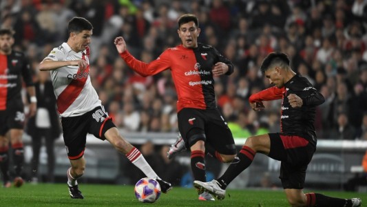 Colón cayó ante un River intenso y dominante en el Monumental