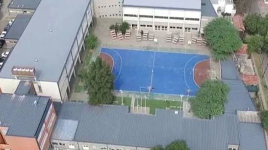 Córdoba: Denuncian a un directivo de una escuela por golpear y agredir a alumnos