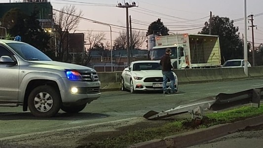 San Lorenzo: "pisteaba como un campeón" y chocó su Mustang de $50 millones contra guardarrail