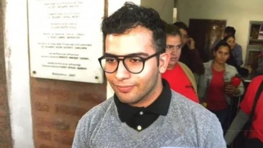 En la cácel, encontraron un ticket bancario por $1 millón y un mensaje oculto para César Sena