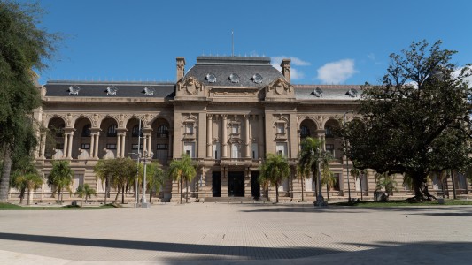 Paritarias: los gremios estatales fueron convocados para el próximo lunes