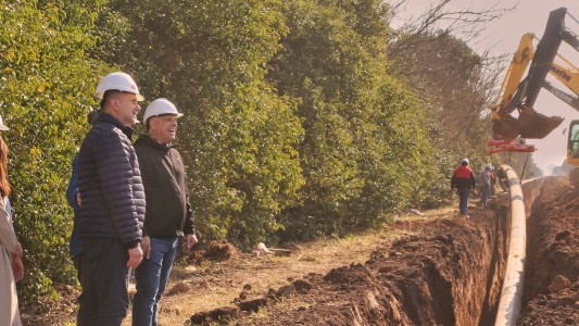 Perotti recorrió las obras del Gasoducto Gran Rosario