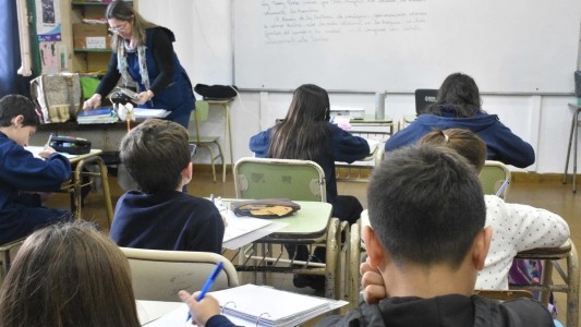 Tras los errores en la liquidación de los haberes docentes, renunció el funcionario que tuvo competencia directa