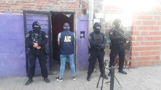 Detuvieron a tres personas por robo de motos