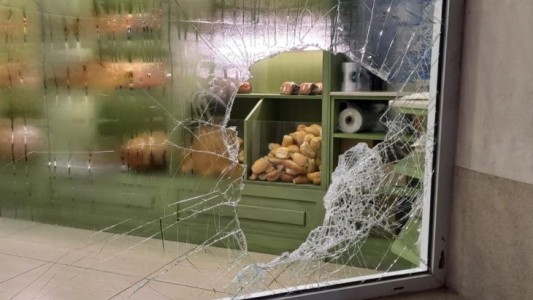 Robaron en dos comercios de la ciudad