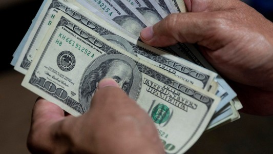 Sin techo: el dólar blue da otro fuerte salto