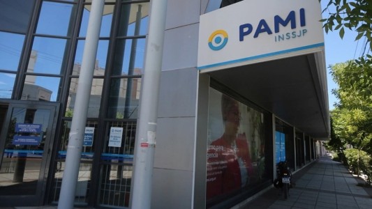 Advierten sobre el peligro de estafas a afiliados de PAMI luego del hackeo