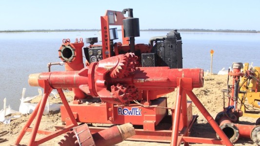 La perforación para que el gasoducto cruce la laguna superó el 50 por ciento