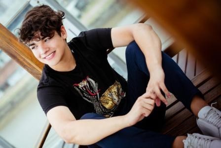 Te presentamos la nueva producción de Jerónimo Lozano "Como yo te quiero"