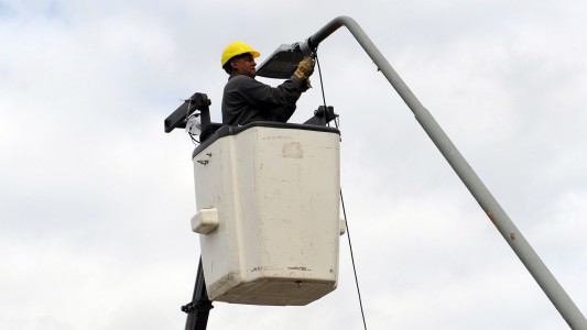 Los trabajos de bacheo, iluminación y mantenimiento para este lunes 28