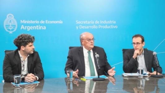 De Mendiguren dijo que se tomaron todas las medidas posibles para "no tener que devaluar 100%"