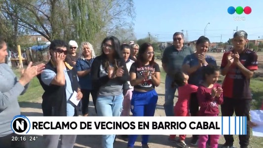 Vecinos de barrio Cabal vuelven a manifestarse en defensa de un espacio recreativo