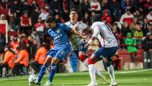 Unión lo buscó hasta el final y rescató un empate frente a San Lorenzo