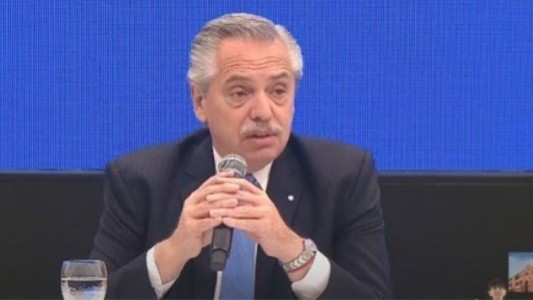 Alberto Fernández atribuyó el "renacer de políticas negacionistas" a problemas de "alteración psicológica"