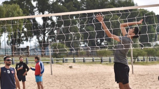 Este sábado habrá un Torneo abierto de vóley playa en la Costanera Oeste