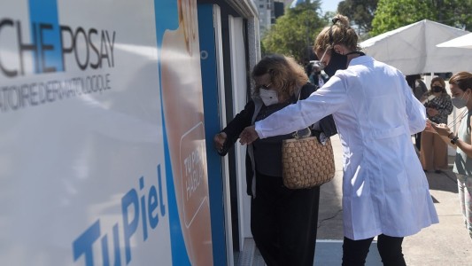 Vuelve la campaña que invita a chequear los lunares en forma gratuita