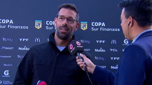 El ex delantero Ruud Van Nistelrooy vino a Argentina para ver la fecha de los clásicos