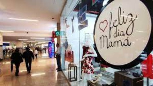 Día de la Madre: las ventas minoristas cayeron 3,2% respecto al 2022