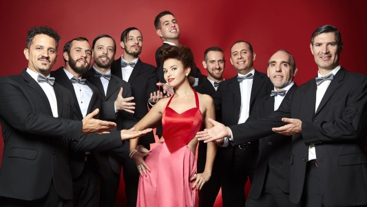 "Elizabeth Big Band"se presenta en ATE Casa España.