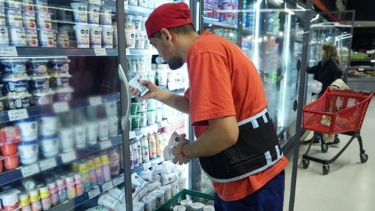 La canasta básica aumentó 12,2% en septiembre y una familia necesitó $319.422 para no ser considerada pobre