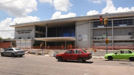 Violento robo a un taxista