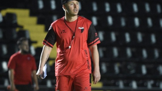 Con el estreno de Damonte, Colón afronta una final ante Atlético Tucumán