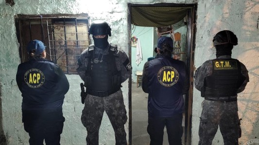 En un año de trabajo, la Agencia de Control Policial detuvo a 59 policías y realizó 118 allanamientos