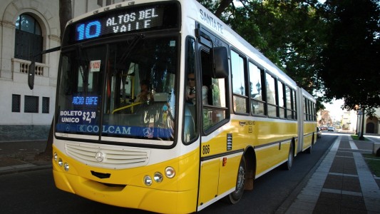 Las empresas de colectivos quieren revisar el precio del boleto cada 30 días